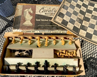 Cavalier Master Chess Pieces - Vintage 1950's Hand Finished Lacquered Wood Authentic Staunton Design Chess Game Pieces