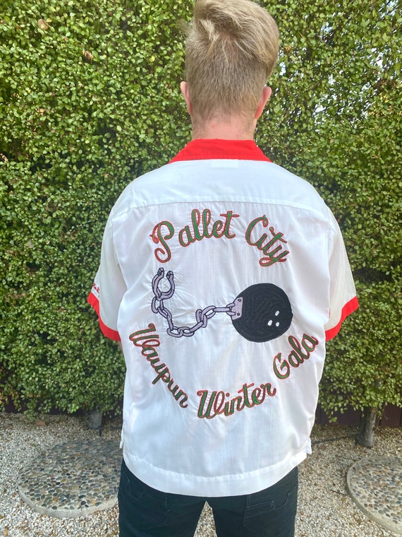 Vintage Bowling Shirt - Amazing Pallet City Waupun