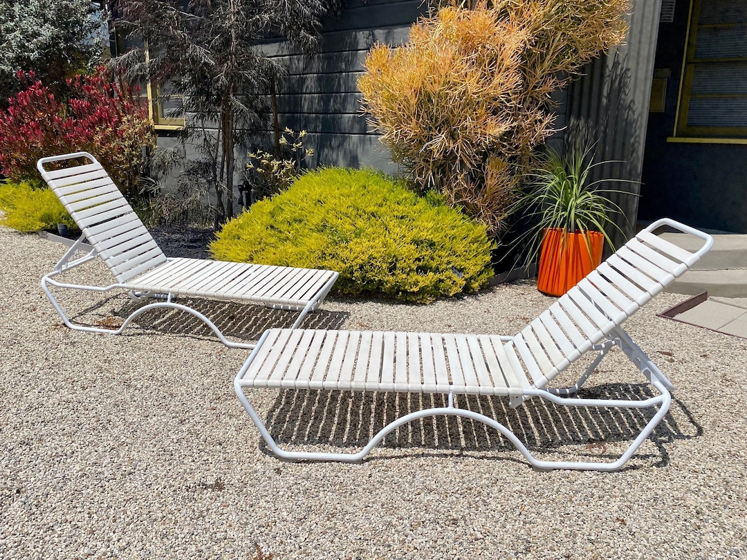 Tropitone kahana strap chaise lounge discount