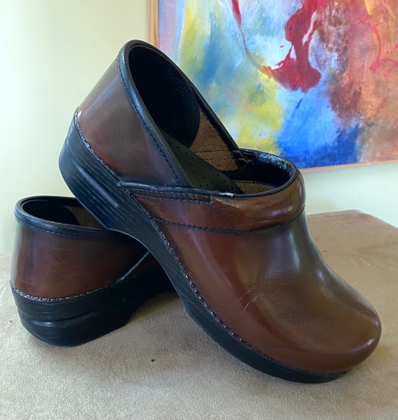 Dansko Professional Clog Size 40 Dansko Antique Brown Clogs Great Condition Etsy
