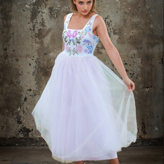 Hand Embroidered Tulle Midi Dress - Handmade Linen Wedding Gown, Size 36
