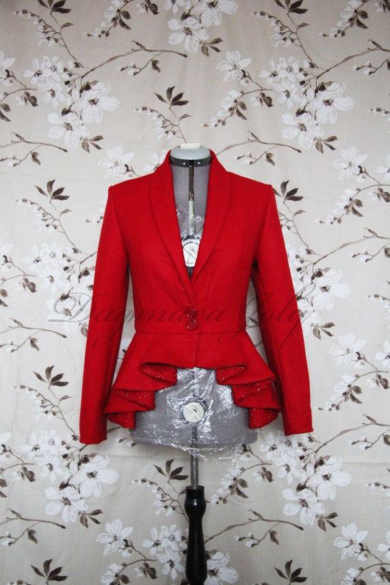 womens yellow rain jacket