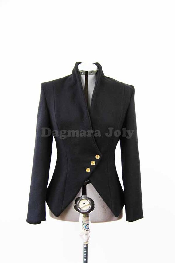 womens fitted black jacket