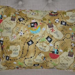 Travel Pillow Case / Child Pillow Case of Pirates Treasure Map / Treasure Map / Pirate Decor / Pirate Treasure Map  / 12&quot;x16&quot; Pillowcase