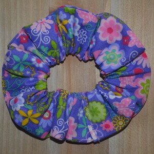 Floral SCRUNCHIE / Flowered Scrunchie/ Hair Accessories / Hair Ties / Pony Tail Elastic Band / Girl Hair Accessory / Hair Scrunchies