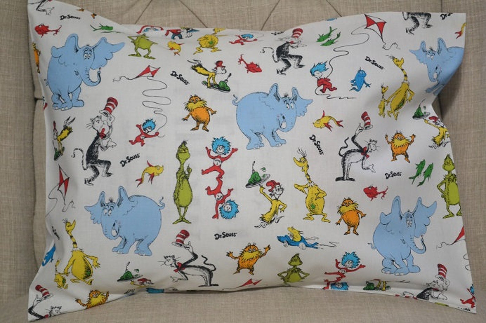 Travel Pillow Case / Child Pillow Case DR SEUSS / Grinch / Sam Etsy