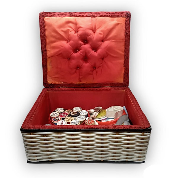 Sewing basket set Vintage white wicker box with padded lid storage box with 125 items thread pins & needles embroidery samplers thimbles etc