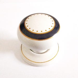 Vintage 1980s Balmoral ‘Warwick Blue’ porcelain door knob & rose