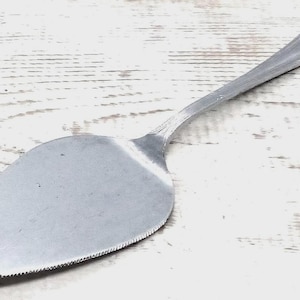 Vintage Sipelia Pie Server – 1970s Chrome‑Plated Cake Slice, Made in England