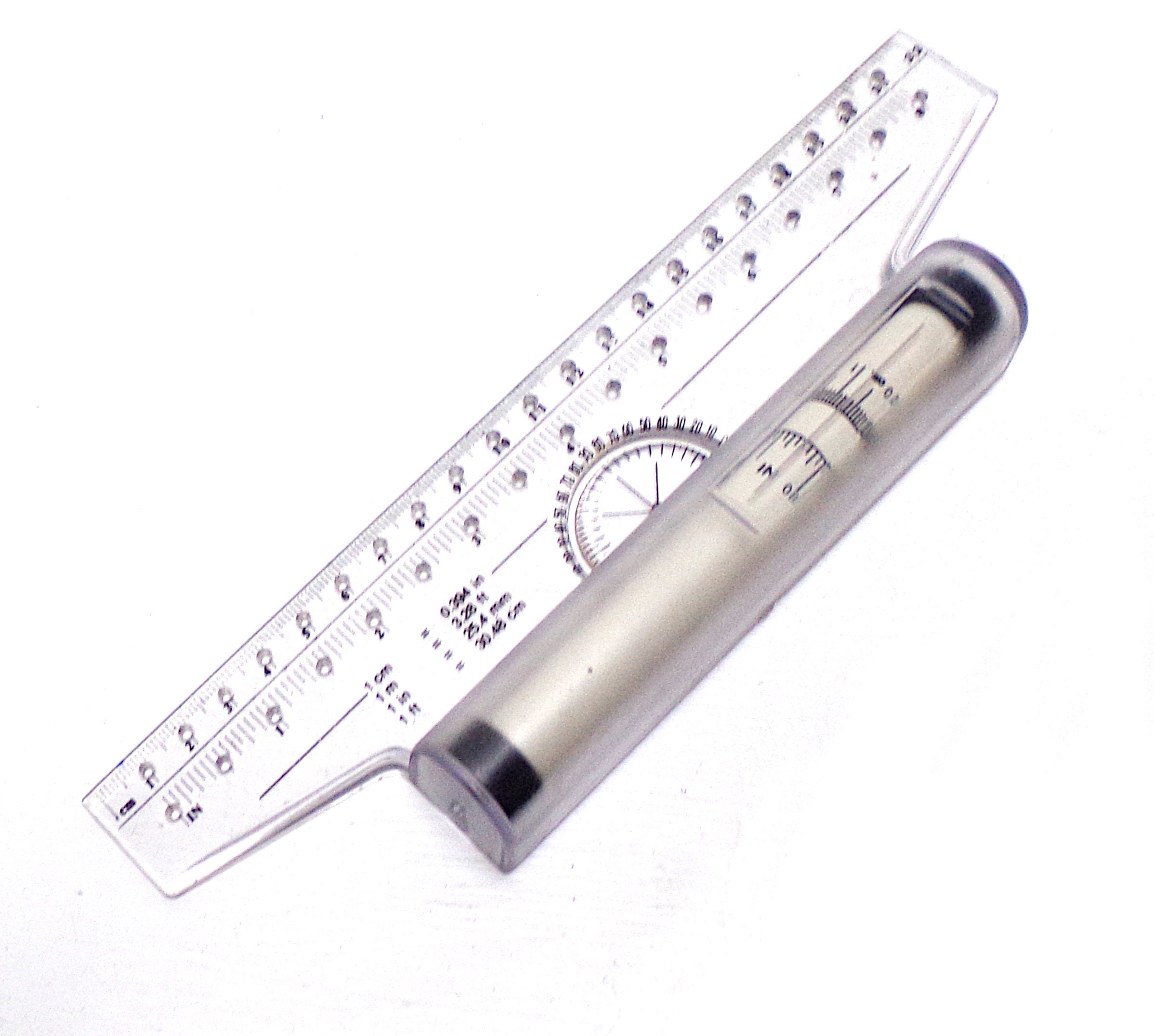 CraftsCapitol™ Premium Parallel Line Rolling Ruler