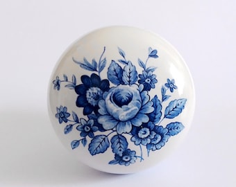 White Porcelain Door Knob with Blue Floral Transfer – Square Spindle, Plastic Back (1990s–2000s)