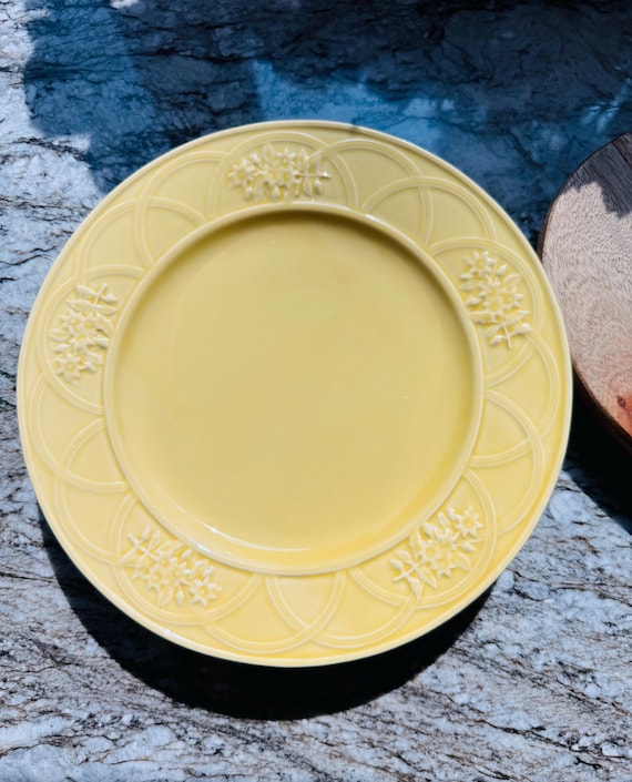 Set of 3 Vintage Bordallo Pinheiro Yellow Basketweave Dinner Plate – Beautiful Embossed Floral Border, Made in Portugal. Cottagecore Decor.