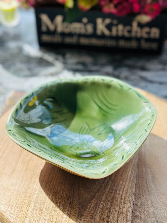 Jade Green Pottery Serving Bowl: Maple Leaf Design Candy Dish