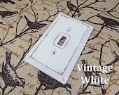 Rustic Switch Plate, Wood Light Switch Cover, Rustic White Switch Plate, Wall Plate, Shabby Light Switch Plate, Primitive Switch Plate