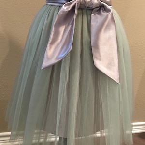 Jupe en tulle, jupe de demoiselle d&#39;honneur, jupe de mariage, jupe tutu, jupe faite main, jupe en tulle personnalisée, jupe en tulle pour femme, tulle
