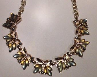 1950s Lucite Leaf Necklace Mid Century Stunning