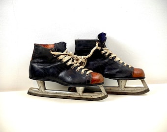 1960s Vintage CCM Ice Hockey Skates Size 8 Leather