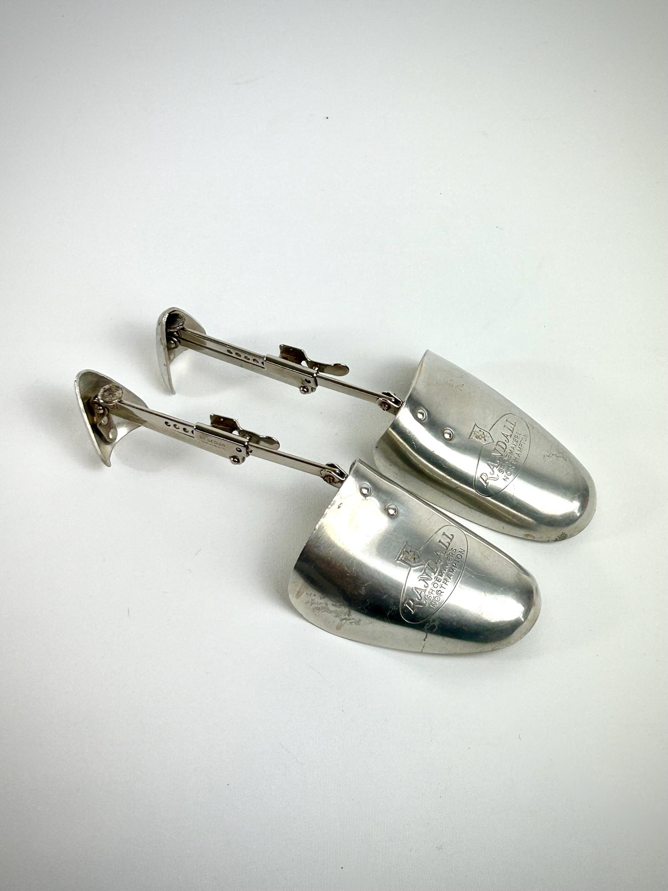 Randalls shoe makers Northampton Vintage Metal Spring Coiled Shoe Lasts size 5 - 7 1960s mid century