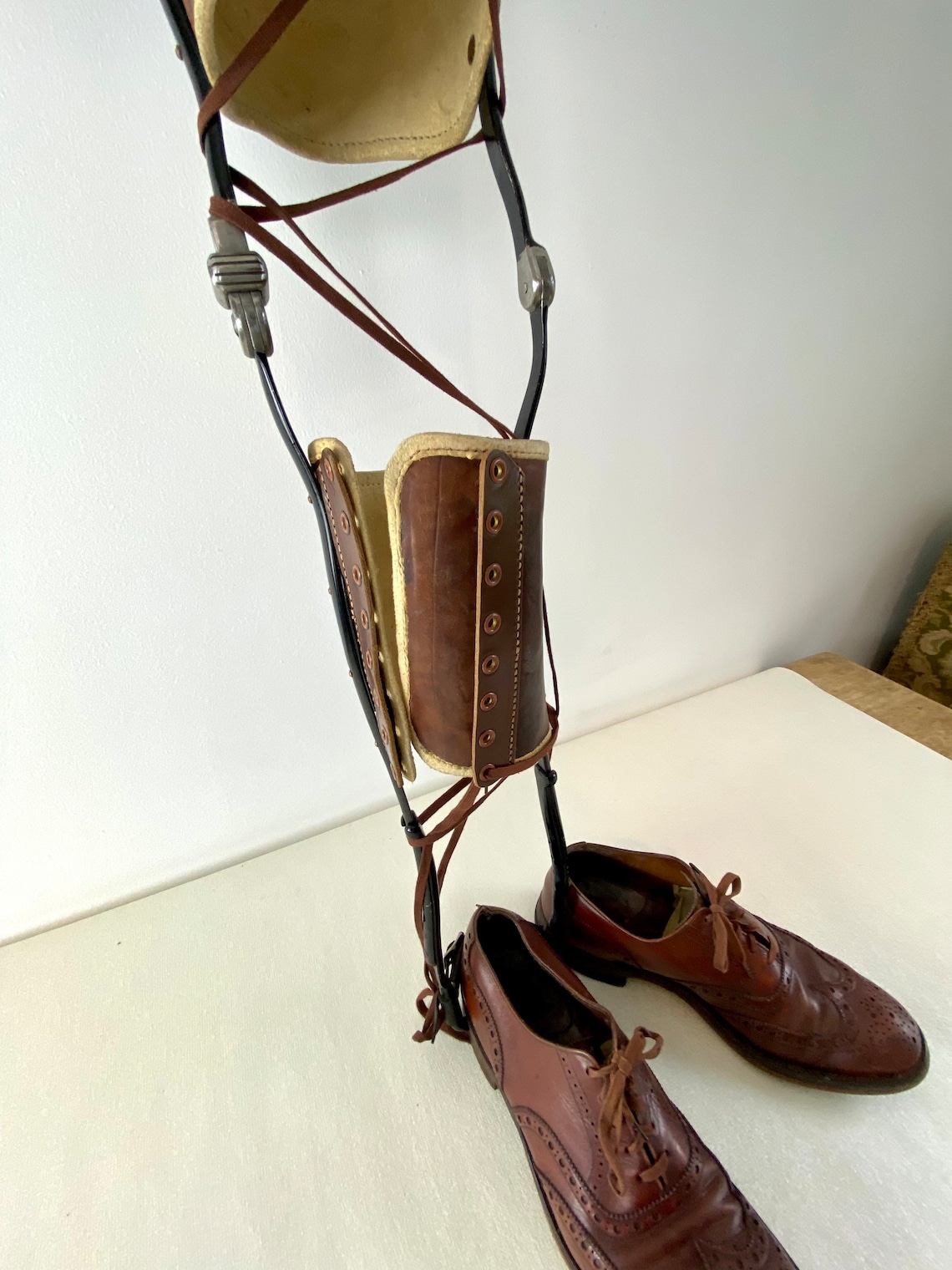 Leather Leg Brace With Brogues C1940s Vintage Adult Mans Leather leather-leg-brace-with-brogues-c1940s-vintage-adult-mans-leather