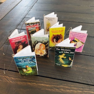 Nancy Drew Mini-book Ornament | Set of 8 | Set #1
