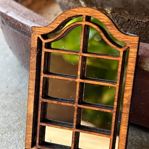 Dollhouse mirror