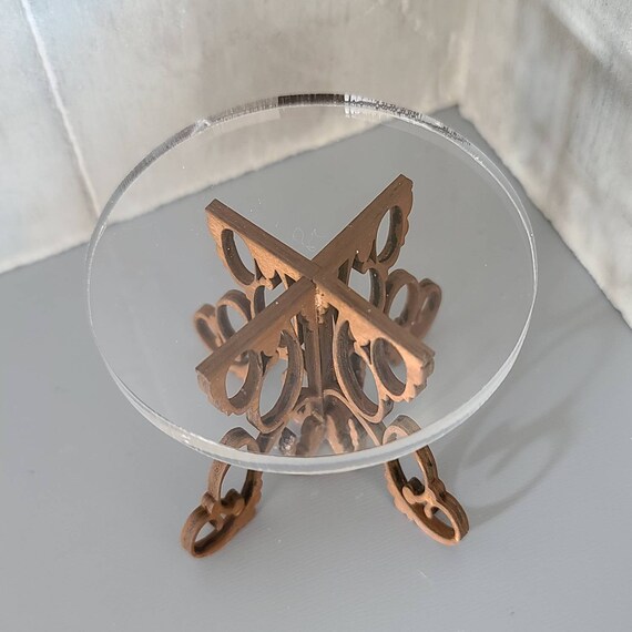 Table d'appoint en verre transparent | Maisons du Monde Table d'appoint en verre transparent | Maisons du Monde