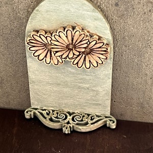 Dollhouse decorative wooden shelf