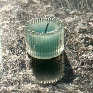 Bougie votive miniature en cire pour maison de poupée