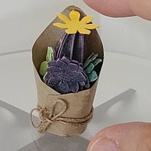 Dollhouse miniature catus plant