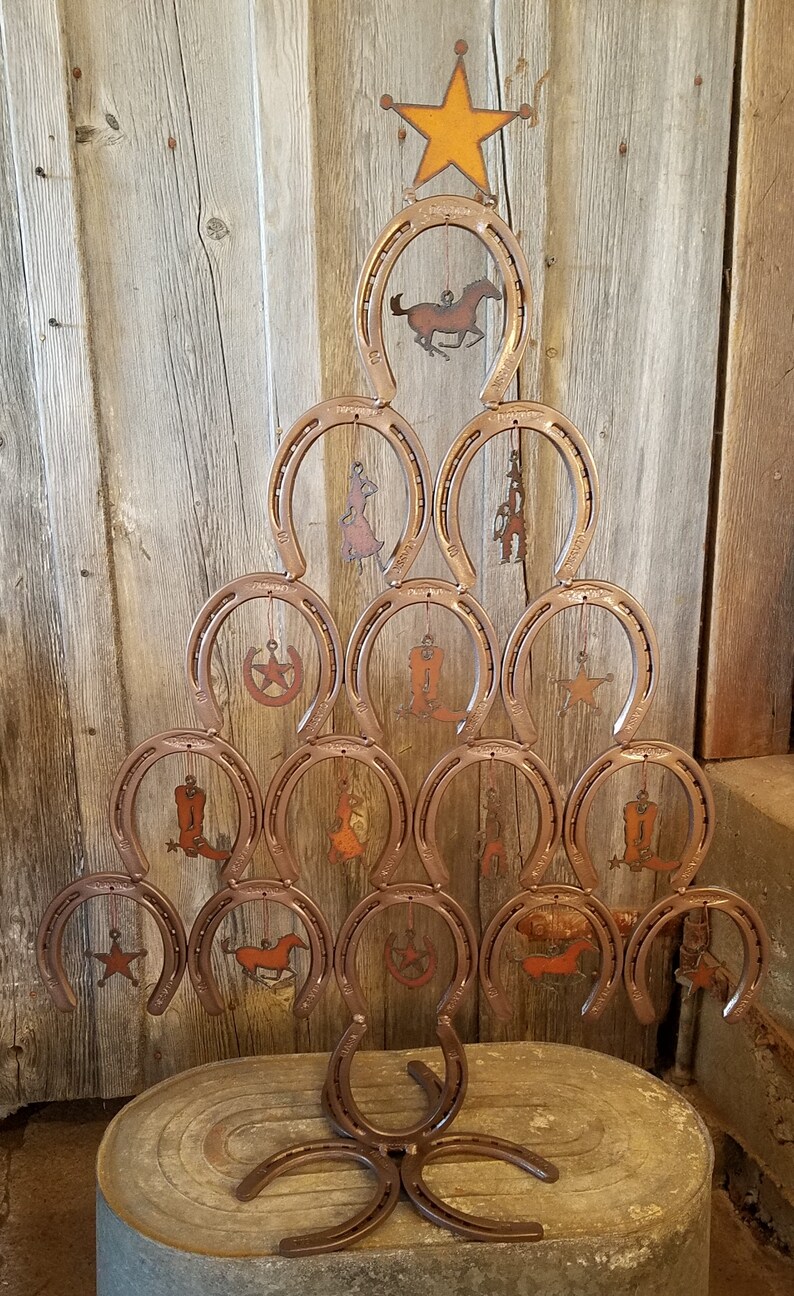 Horseshoe Christmas Tree 