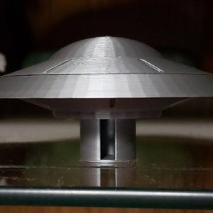 Sci Fi Extra Terrestrial Alien Martian Flying Saucer Space ship Area 51 Space Craft Invaders Earth vs the flying saucers 3d model