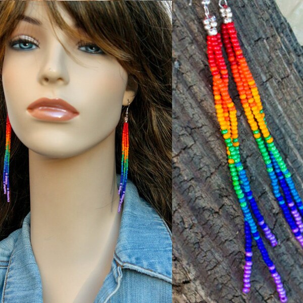 4.5 "Rainbow Shoulder Duster Pendientes ~ Long Seed Beaded Gypsy ~ Hippie Rainbow ~ Long Boho Style ~ Colorful Rainbow Dangle ~ Gay Pride Multicolor