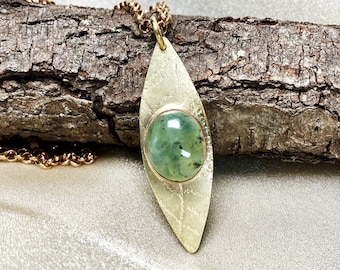 Prehnite Leaf Necklace Nature Inspired Mother's Day Gift Mom Daughter Grandmother Granddaughter Sister Cousin Niece Unique Graduation Gift