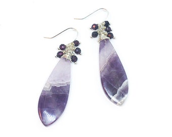 Amethyst gemstone earrings dangle. Purple stone jewelry for women. raw gemstone earrings. statement earrings for mom bohemian style