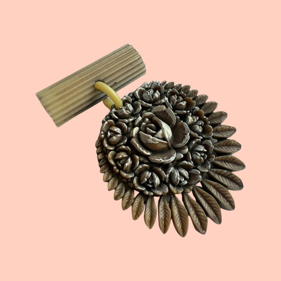 Art Deco Brooch - image 3