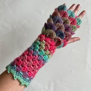 Dragon Fingerless Gloves