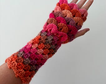 Dragon Fingerless Gloves