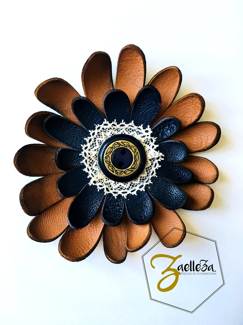 Broche Cuir Fleur Bleu Marine Jaune Moutarde Dentelle Ancienne Accessoire Décoration Veste Sac Cadeau Pétales Printemps Rétro Vintage Boho
