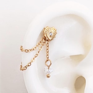 Catena per piercing a conchiglia Helix con cristallo in acciaio inossidabile dorato. Gioielli con catena per orecchini per piercing o orecchini a cerchio collegati