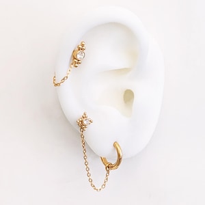 Gold simple piercing chain . Stainless steel waterproof helix conch chain . Earring chain for double huggies or earrings studs