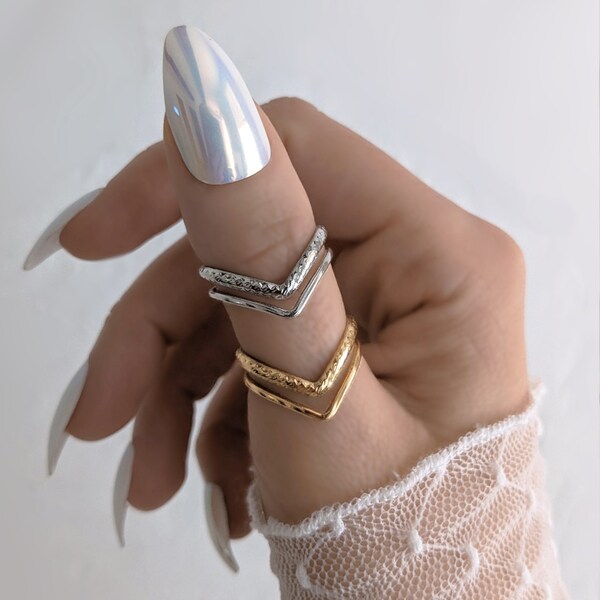 Chevron Ring - Etsy