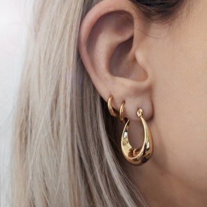 Teardrop thick gold hoops earrings stainless steel . Chunky drop gold 18K stainless steel minimalist hoop earrings