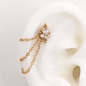 Catena tripla per orecchini a doppio cerchio o piercing all'orecchio a elica. Gioielli per orecchie a catena per piercing alla cartilagine o orecchini a cerchio collegati