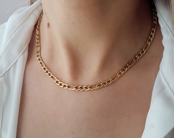 Mia necklace - Figaro chain necklace in gold stainless steel