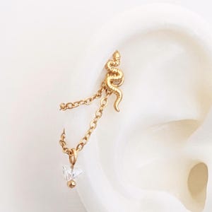 Cristal clear double chain for helix conch piercing or huggies . Gold stainless steel chain for cartilage piercing and hoops