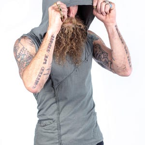 Herren Premium Kapuzen Tank Top - Organic | brennender Mann | Handarbeit | Festival Kleidung | Herrenmode