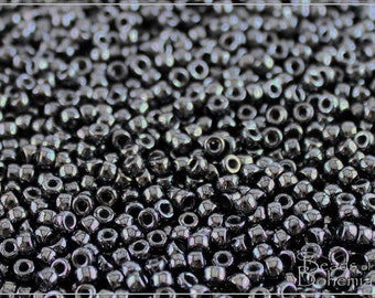 10 g Metallic Hematite Czech MATUBO Seed Beads 8/0 (9100)