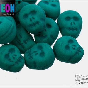 4 pcs UV Active Neon Emerald Czech Skull Bead, 12x10 mm (8067)