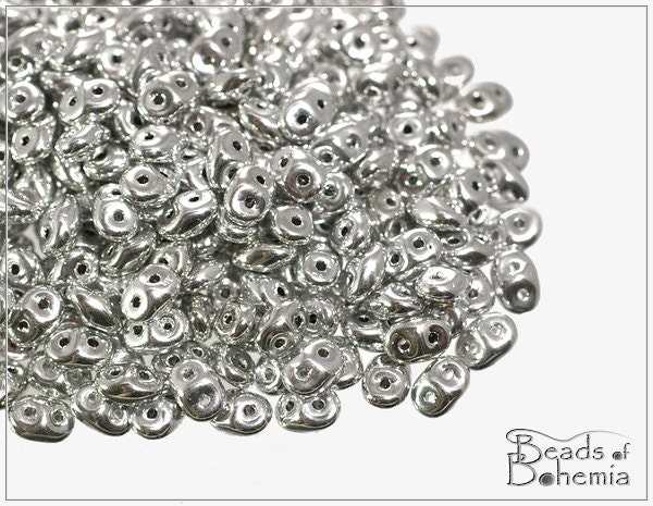 Czech Glass Druk Round Beads in sizes 4mm and 6mm, Smooth Pressed