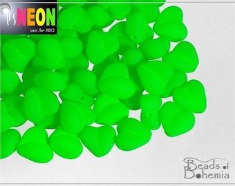 UV Active Neon Green Czech Glass Heart Beads, 20 pcs (7520)